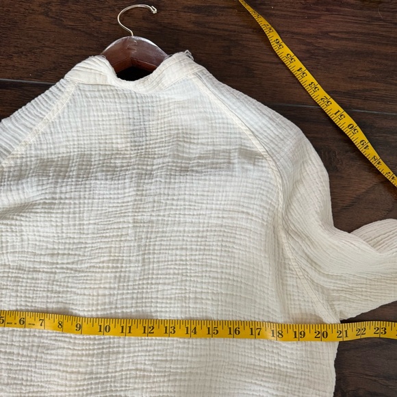 Urban Daizy Gauze Oversized Lightweight Beach Coverup Button up shirt Cream Sz L - Picture 8 of 10